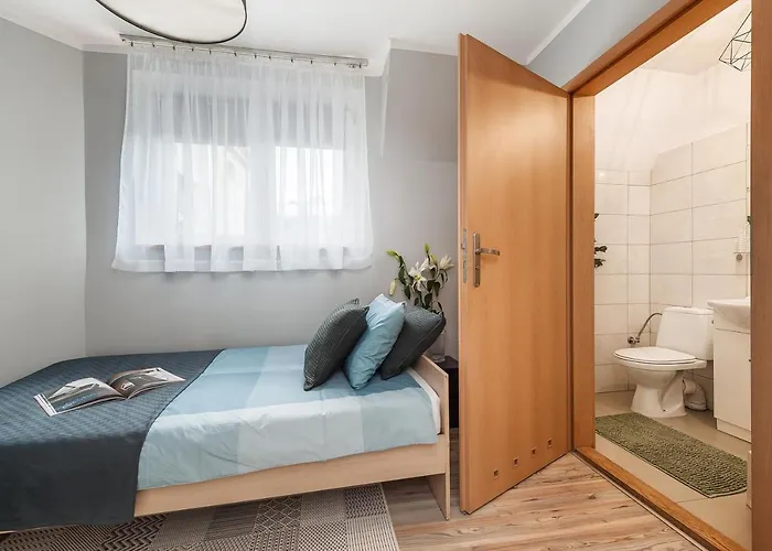 Private Bathroom Room