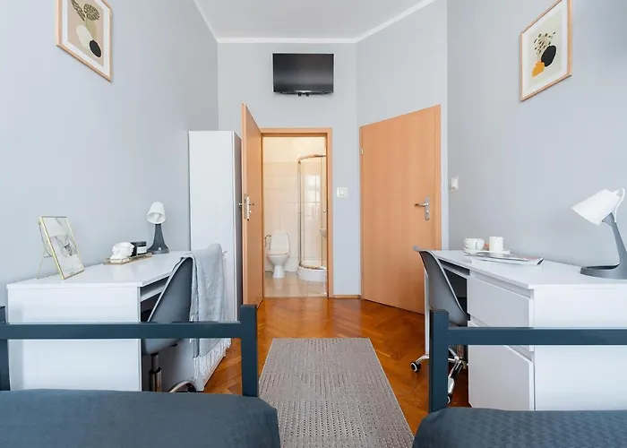 Private Bathroom King Room